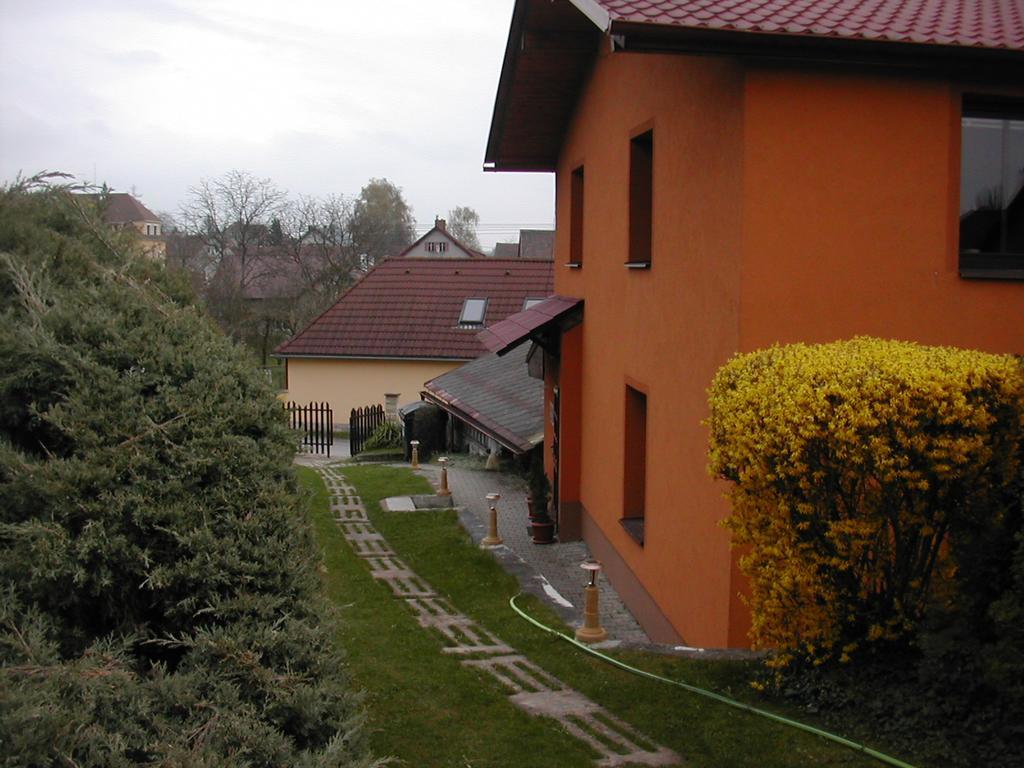 Penzion U Slunce Jaromer Bagian luar foto