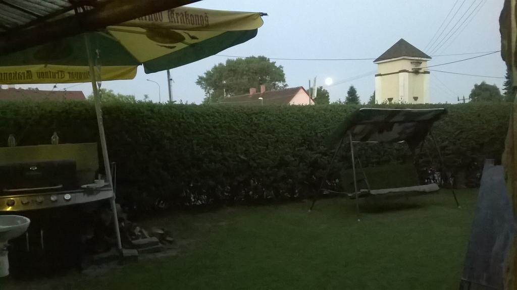 Penzion U Slunce Jaromer Bagian luar foto